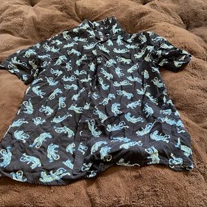 Mens tiger pattern short sleeve button down